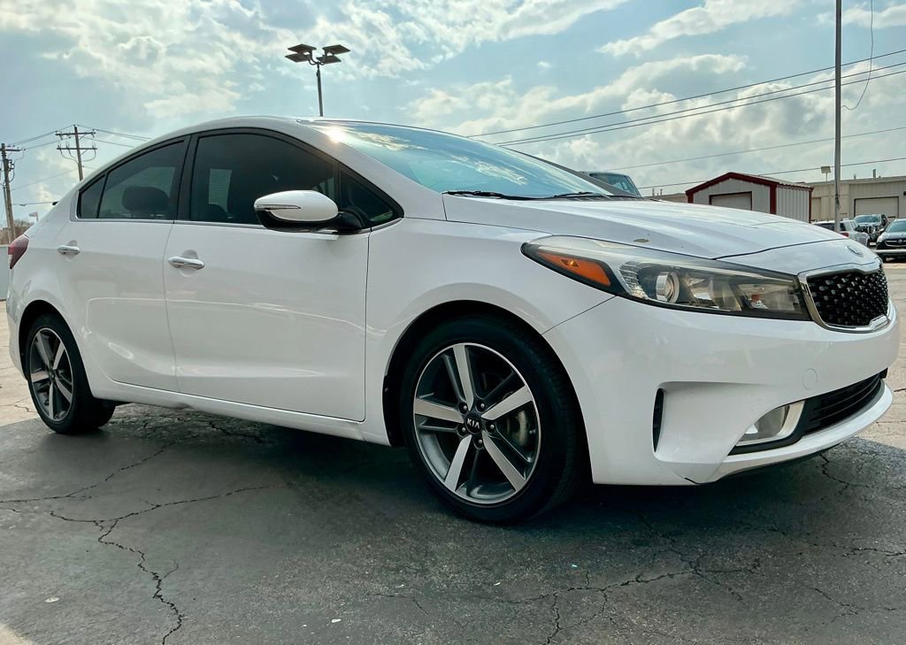 Used 2017 Kia Forte EX image 6