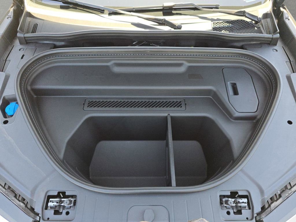 New 2025 Audi SQ6 e-tron Premium Plus AWD/4WD image 31