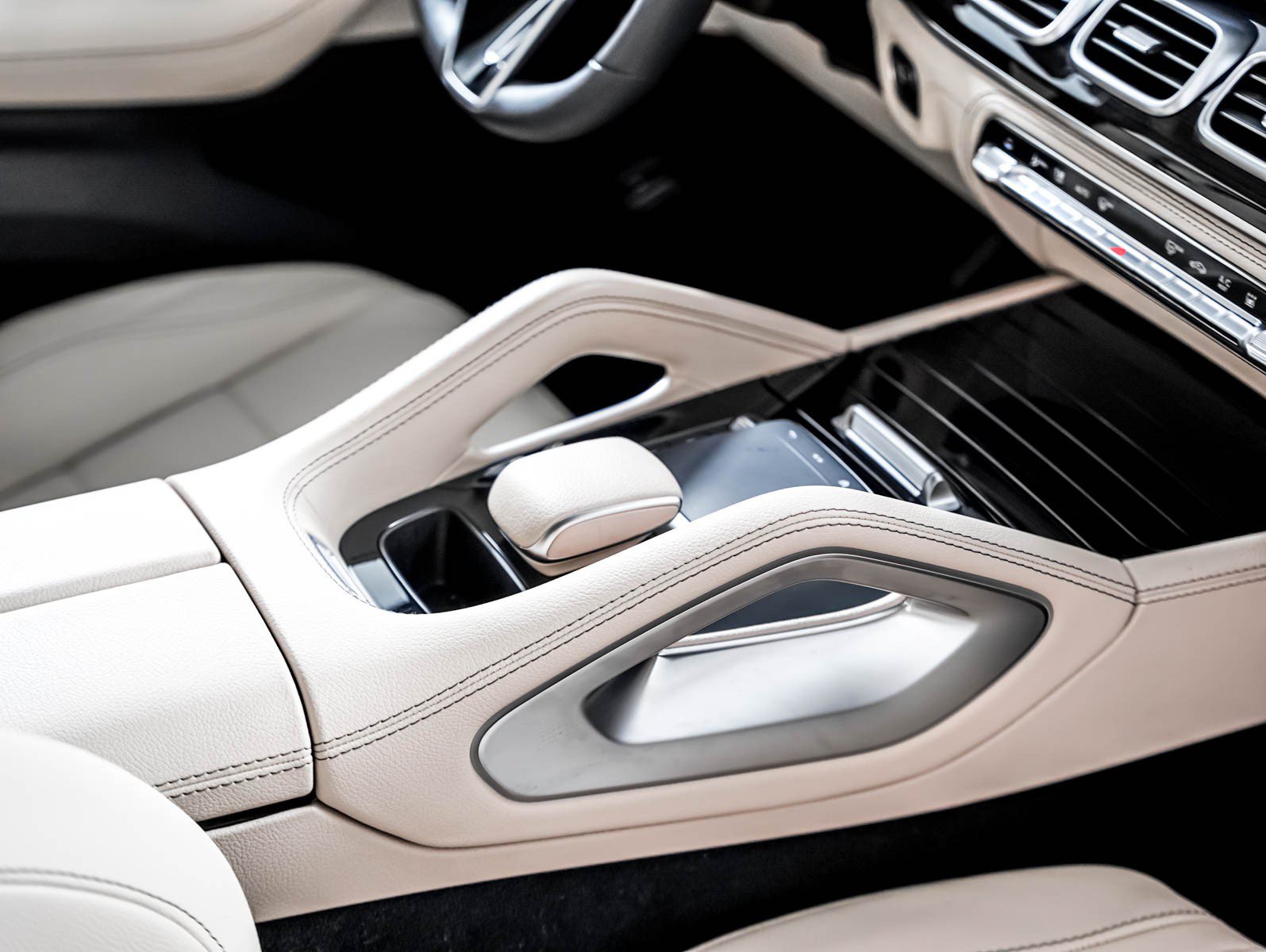 Certified 2024 Mercedes-Benz GLE 450e 4MATIC image 15