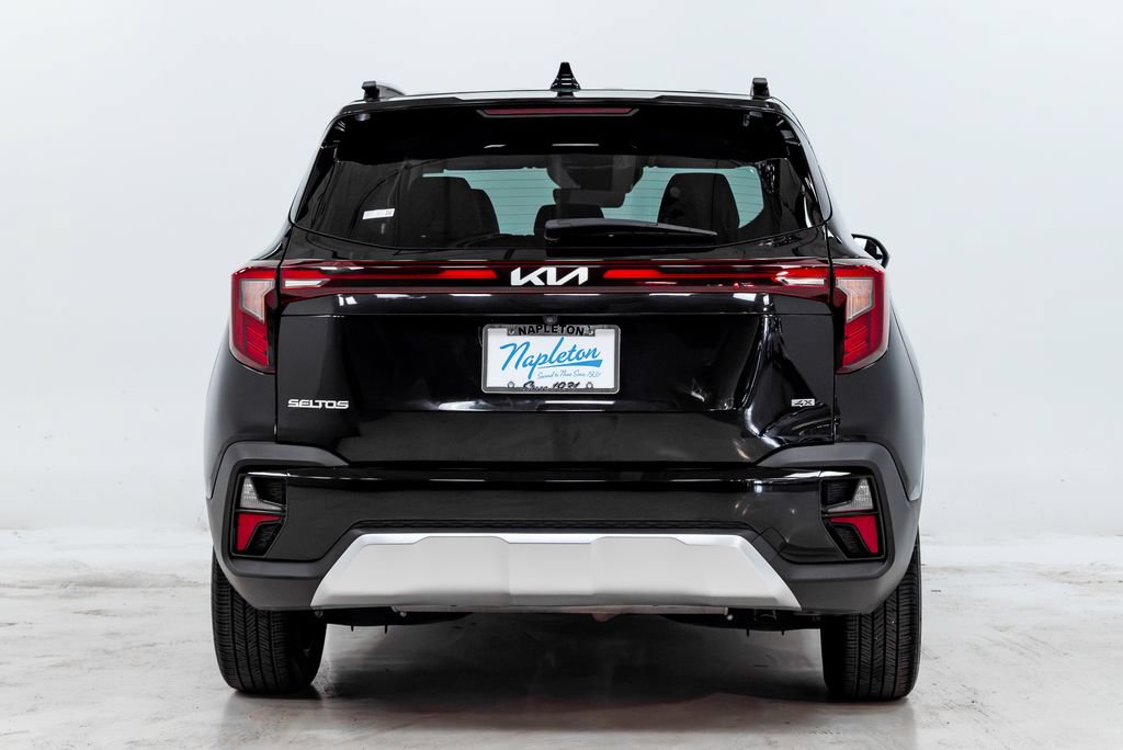 Used 2024 Kia Seltos S AWD/4WD image 31