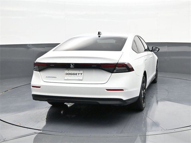 New 2025 Honda Accord SE image 11