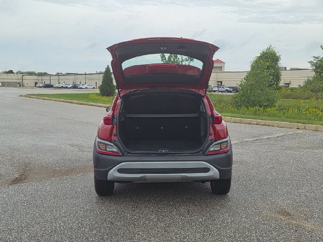 Used 2022 Hyundai Kona SE AWD/4WD image 11