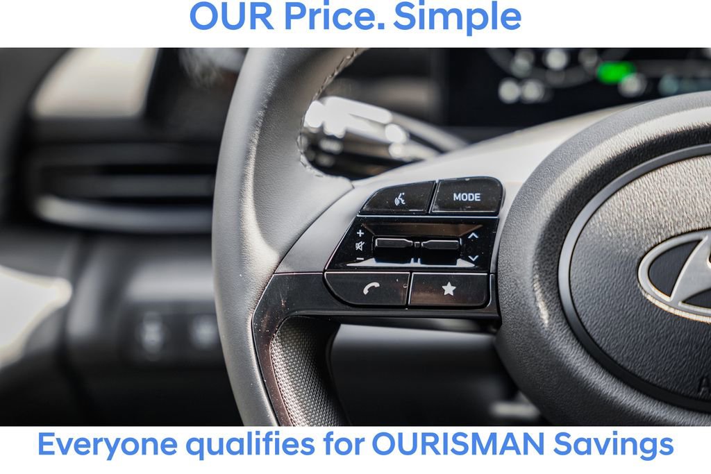 New 2025 Hyundai Elantra SEL image 25