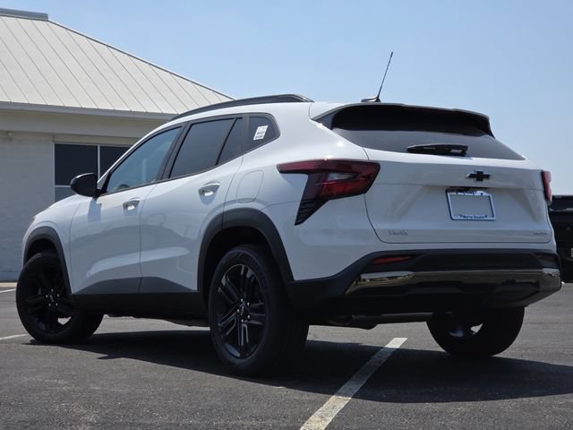 New 2026 Chevrolet Trax ACTIV w/ Sunroof Package FWD image 14