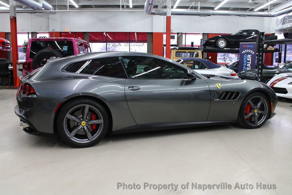 Used 2017 Ferrari GTC4Lusso AWD/4WD image 10