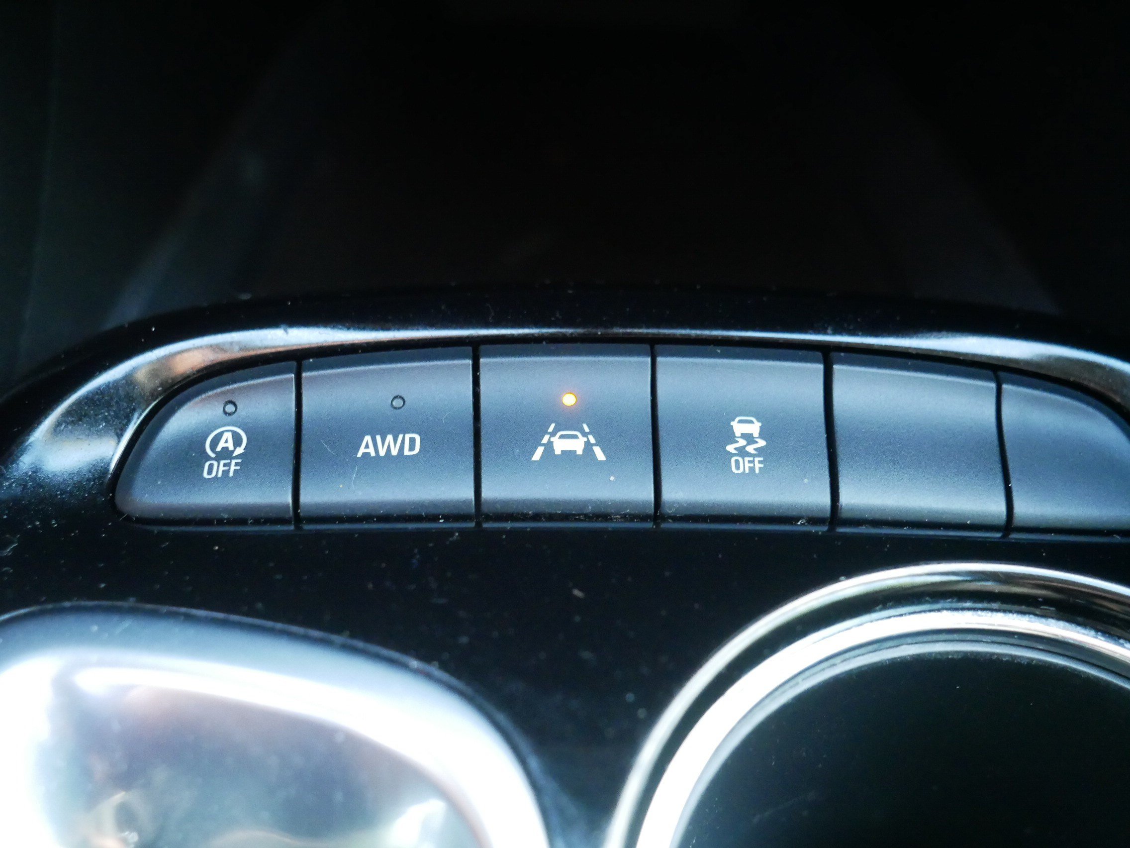 Used 2022 Buick Encore GX Preferred w/ Cold Weather Comfort Package AWD/4WD image 32