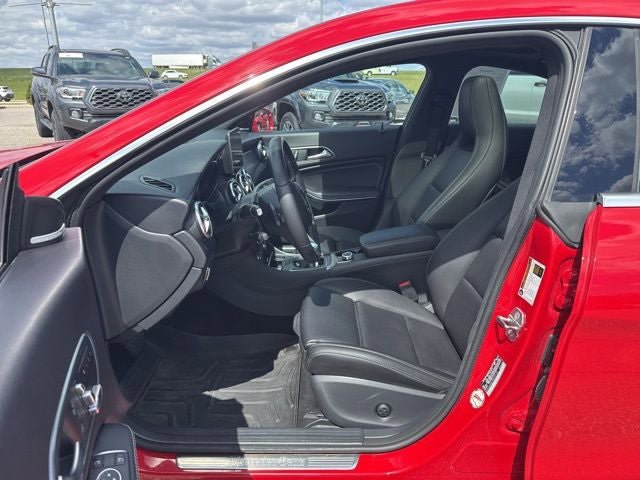 Used 2018 Mercedes-Benz CLA 250 4MATIC image 18