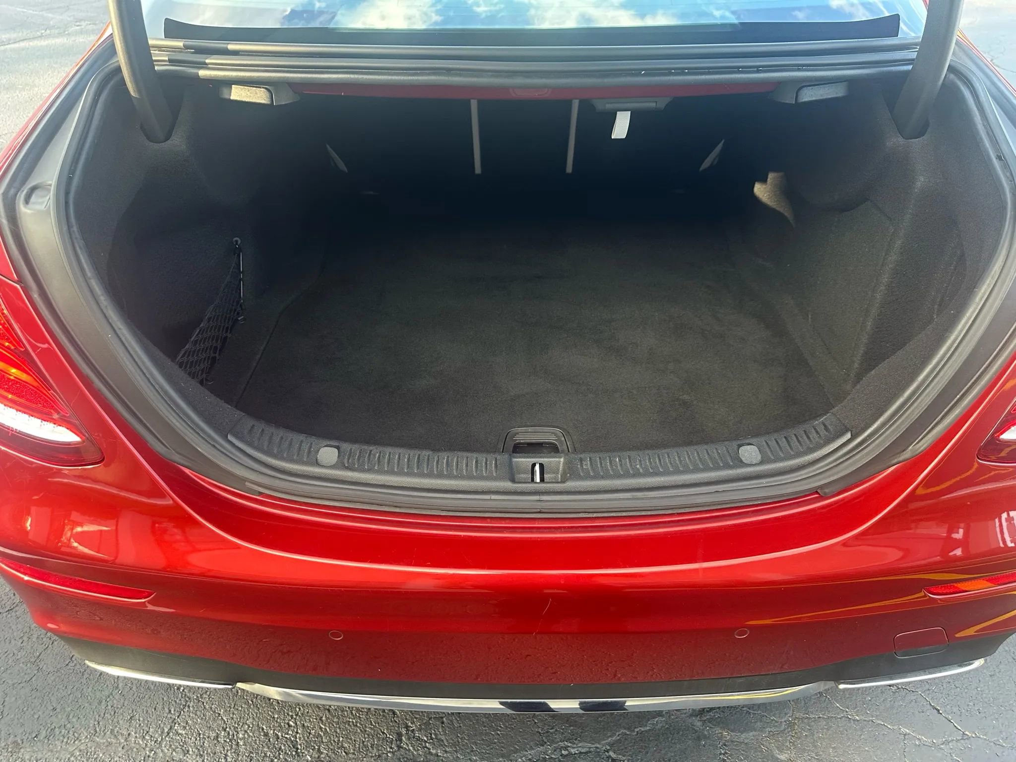 Used 2017 Mercedes-Benz E 300 4MATIC image 22