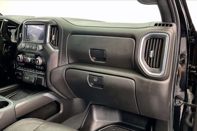 Used 2022 GMC Sierra 2500 AT4 w/ AT4 Premium Plus Package image 16