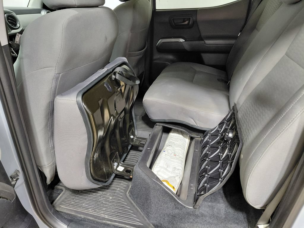 Used 2019 Toyota Tacoma SR5 AWD/4WD image 35