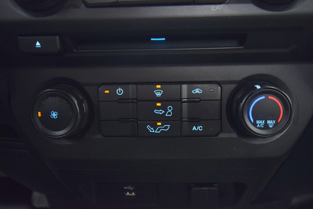 Used 2017 Ford F150 XL w/ Equipment Group 101A Mid AWD/4WD image 28