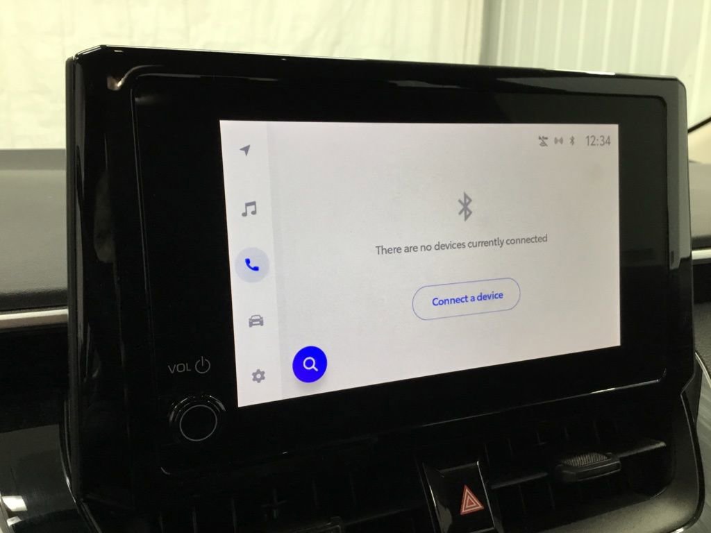 Used 2024 Toyota Corolla LE w/ LE Convenience Package image 19