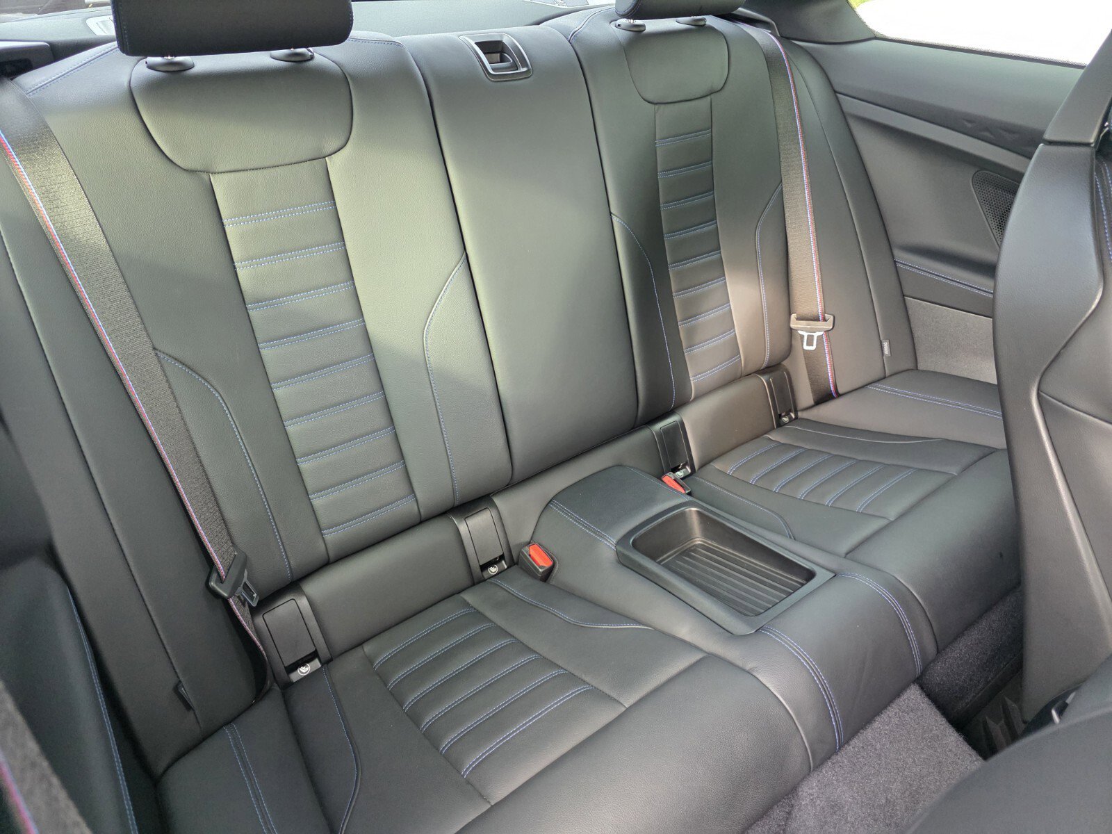 Used 2023 BMW M2 RWD image 5
