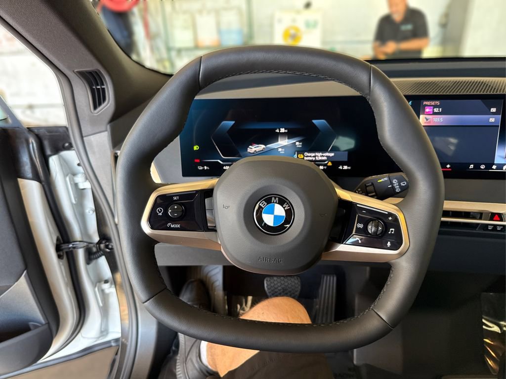 New 2026 BMW iX xDrive60 w/ Premium Package image 23