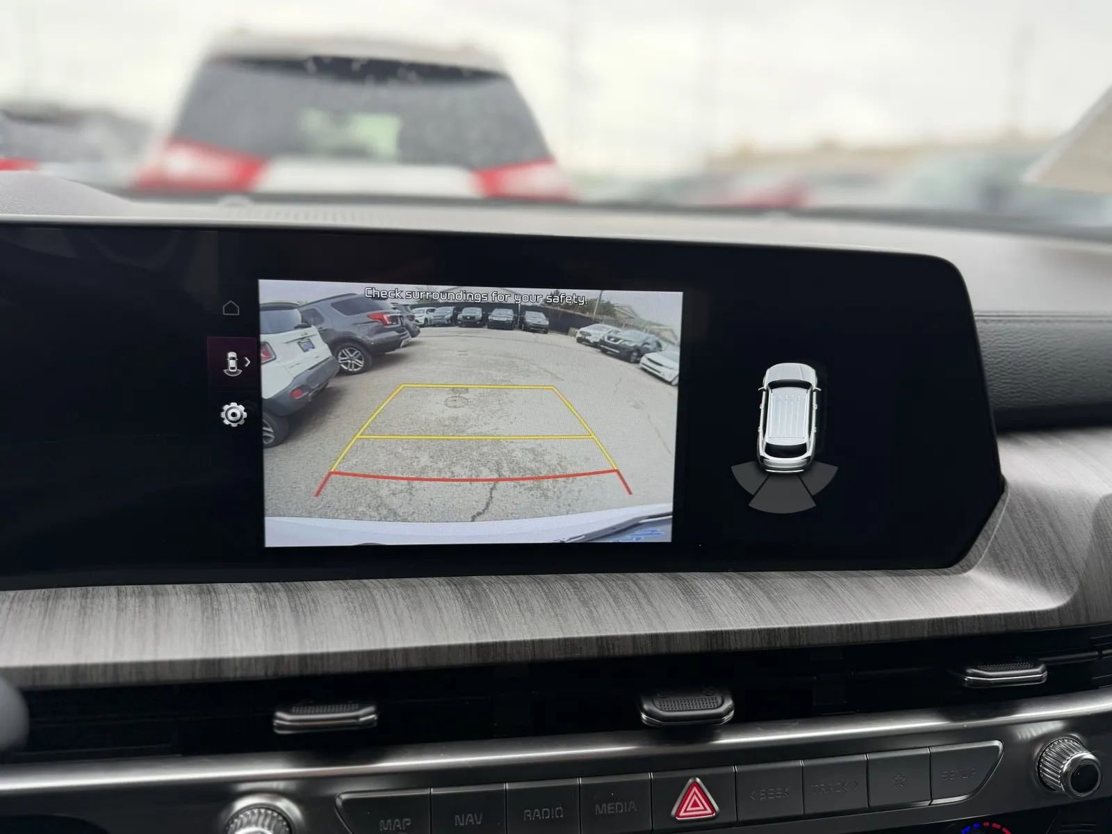 Used 2024 Kia Telluride EX image 33