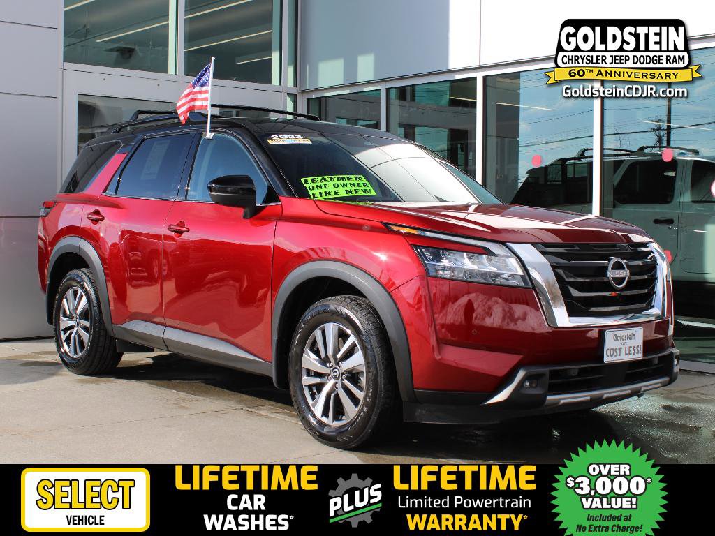 Used 2023 Nissan Pathfinder SL image 1