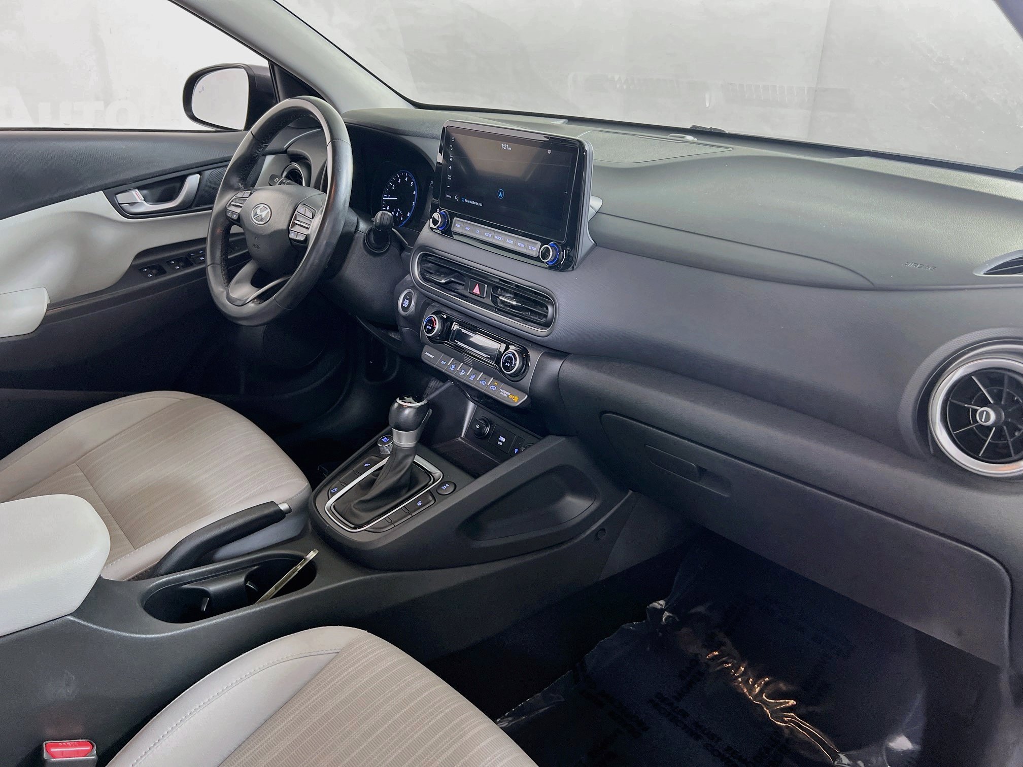 Used 2023 Hyundai Kona SEL w/ Convenience Package AWD/4WD image 29