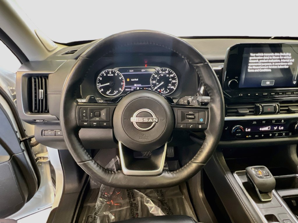 Used 2024 Nissan Pathfinder SL w/ SL Premium Package FWD image 11
