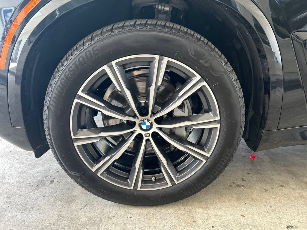 Used 2026 BMW X5 xDrive40i AWD/4WD image 16