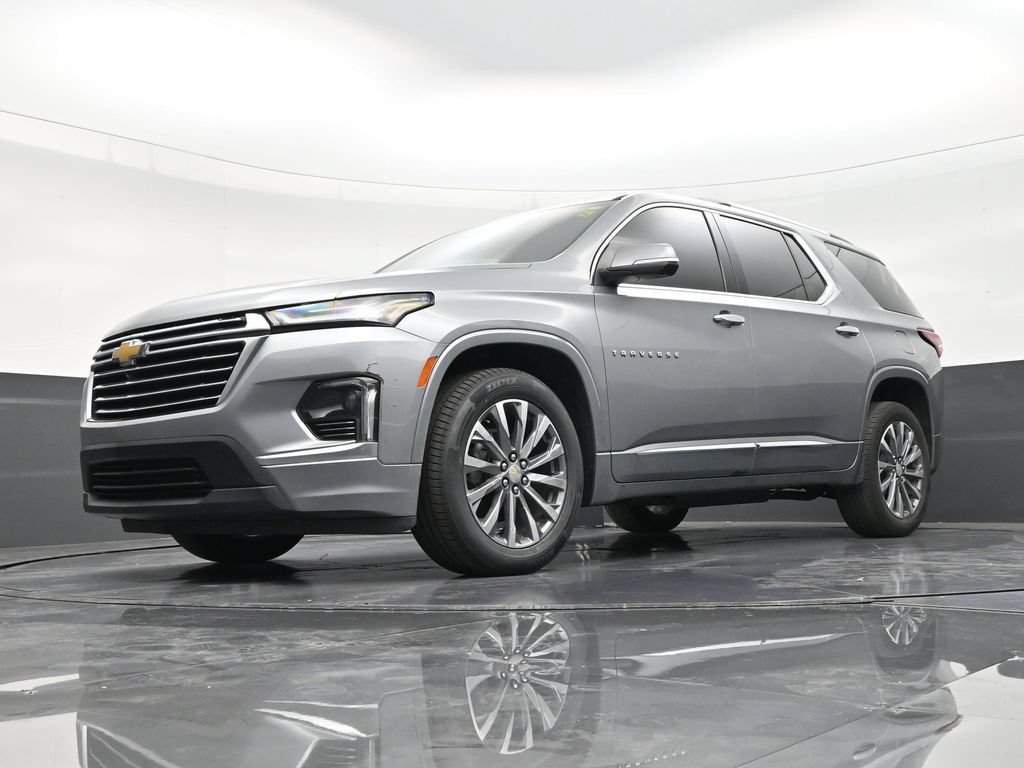 Used 2023 Chevrolet Traverse Premier FWD image 20