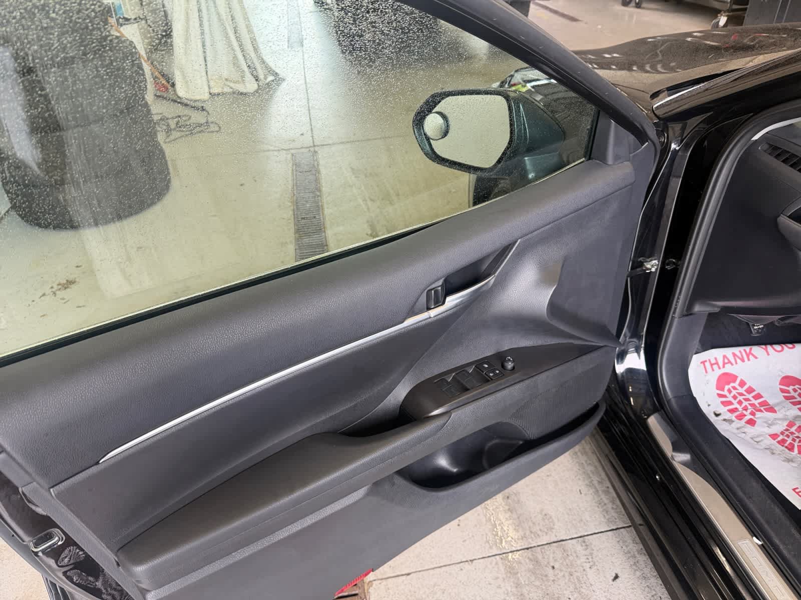 Used 2024 Toyota Camry SE FWD image 11