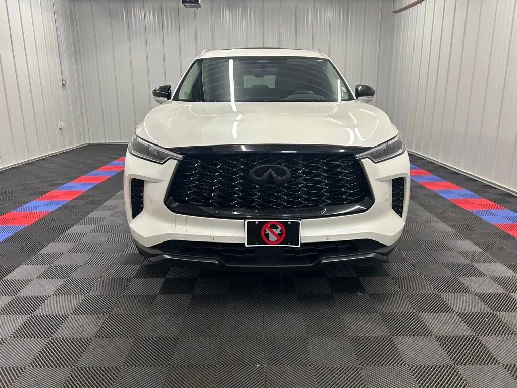 Used 2024 INFINITI QX60 Sensory image 7