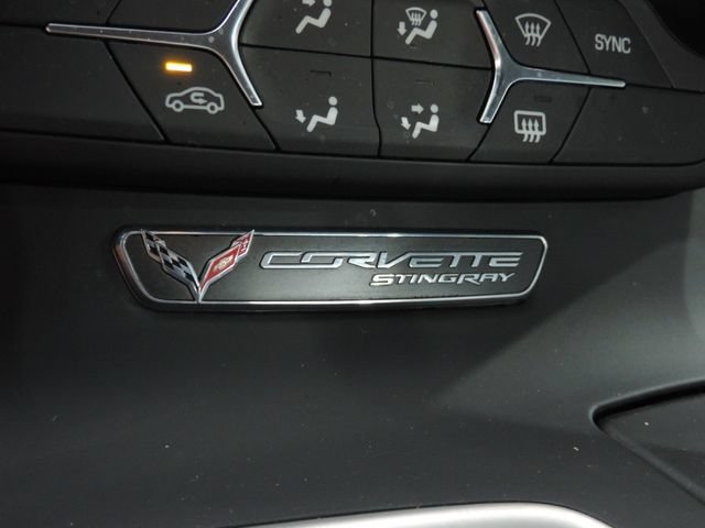 Certified 2015 Chevrolet Corvette Stingray Coupe RWD image 25
