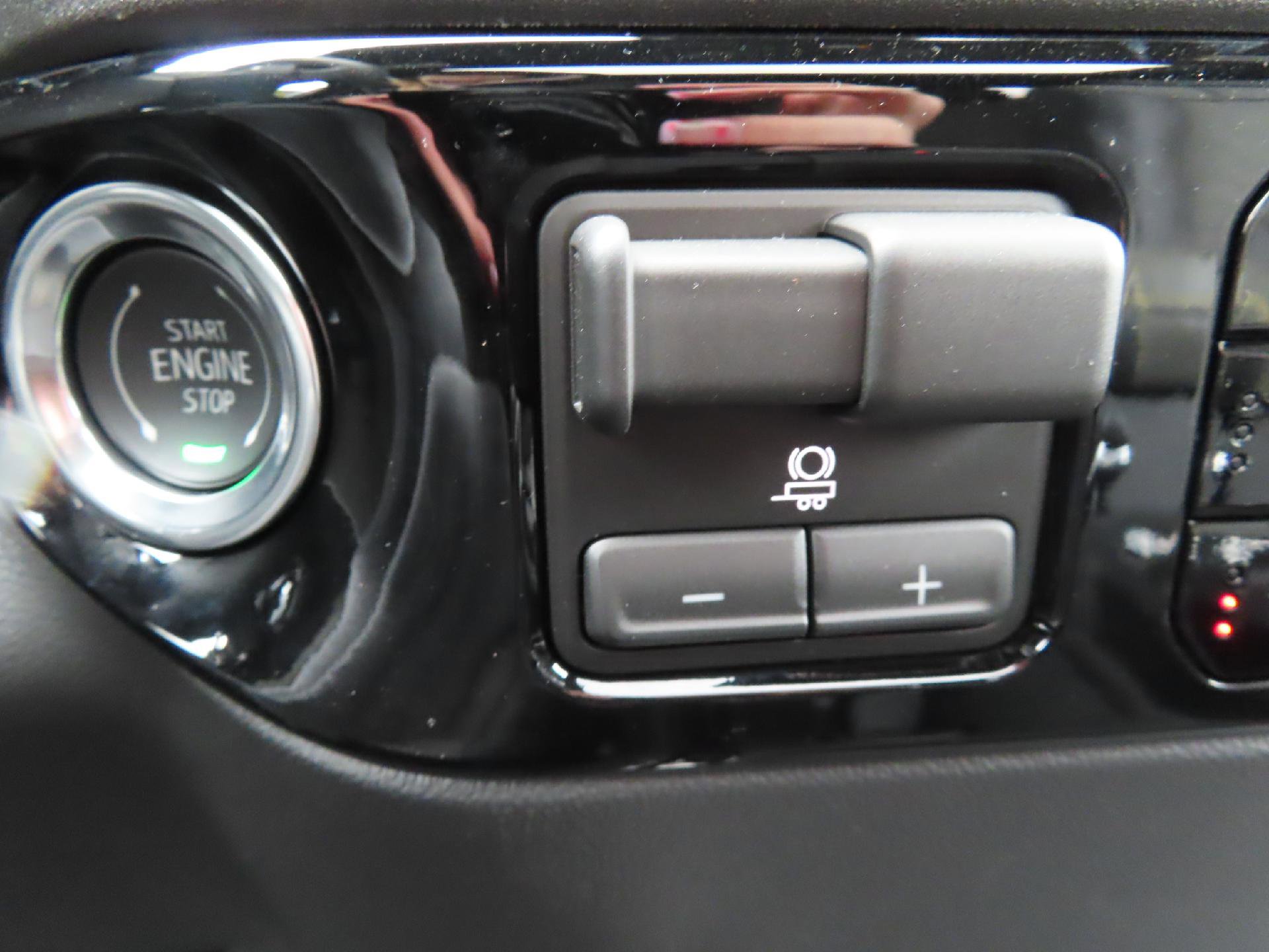 New 2026 Chevrolet Silverado 1500 ZR2 w/ Dark Appearance Package image 36