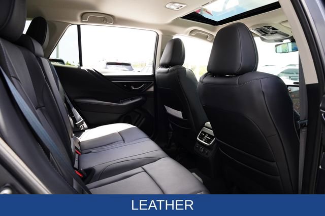 Used 2025 Subaru Outback Limited image 21