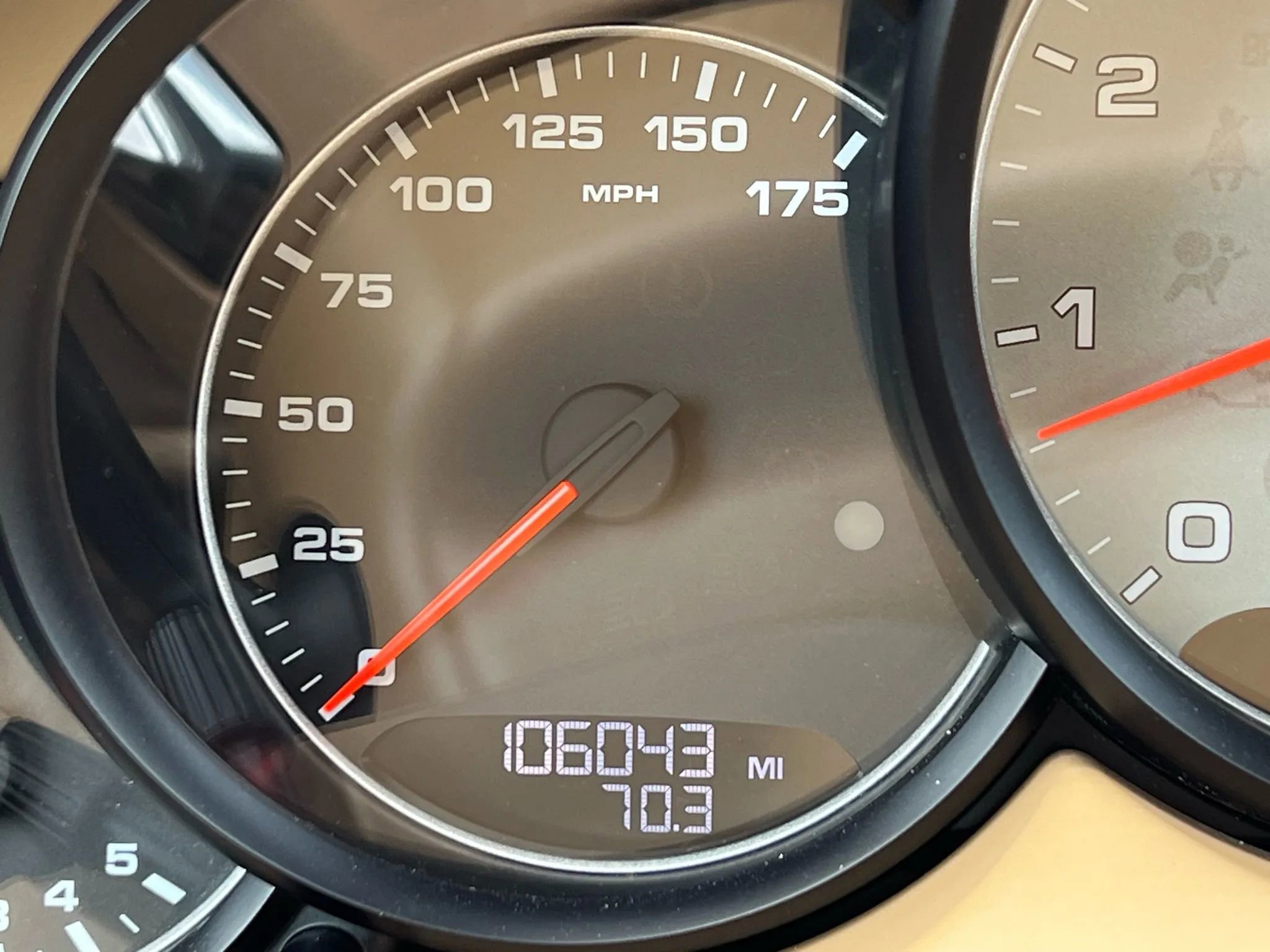 Used 2015 Porsche Cayenne S AWD/4WD image 39
