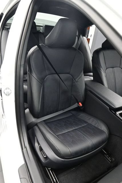 New 2026 Toyota Camry XSE FWD image 15