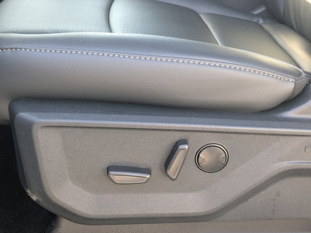 New 2025 Ford F150 Lariat w/ Equipment Group 501A Mid image 21