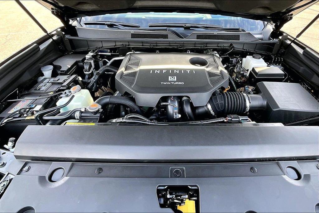 New 2026 INFINITI QX80 Luxe w/ Cargo Package AWD/4WD image 10