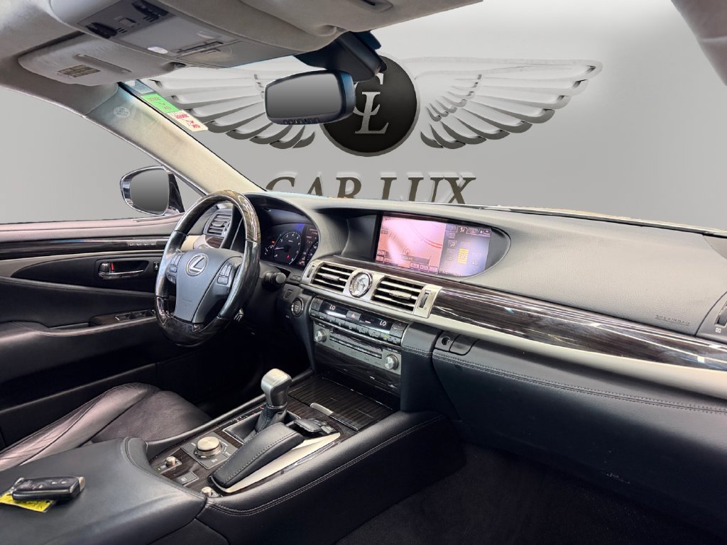Used 2013 Lexus LS 460 w/ Comfort Pkg RWD image 16