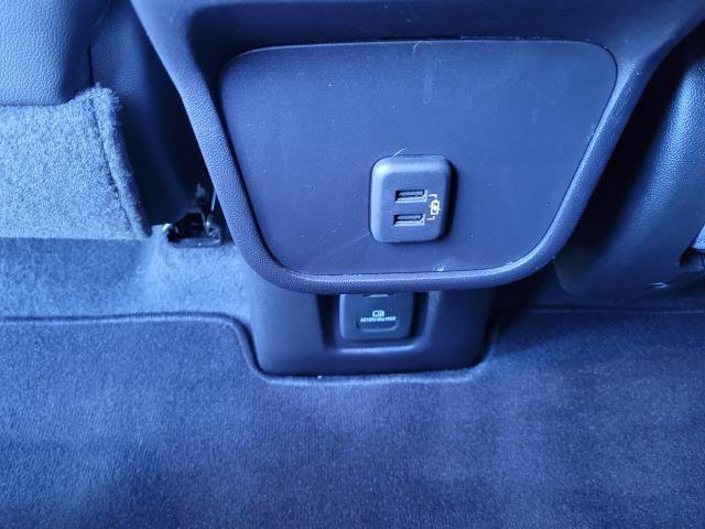 Used 2024 GMC Terrain SLT FWD image 28