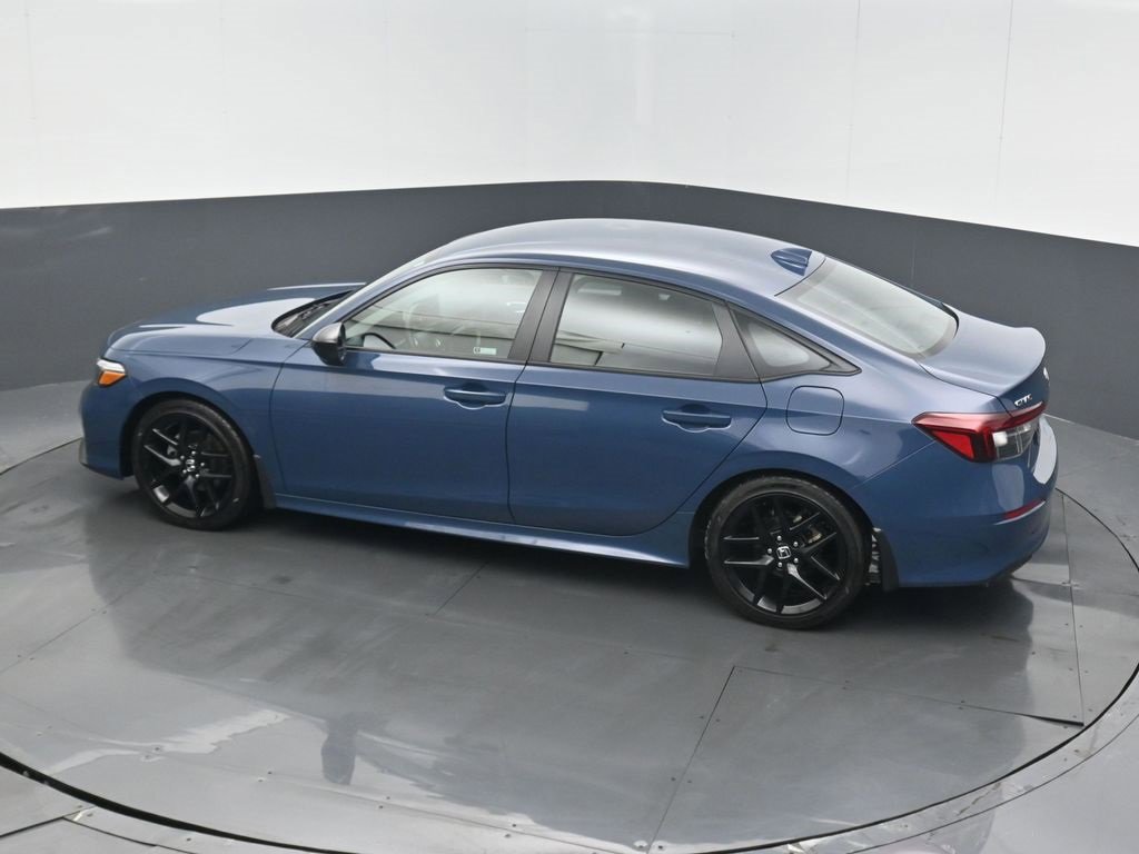 Used 2025 Honda Civic Sport image 15
