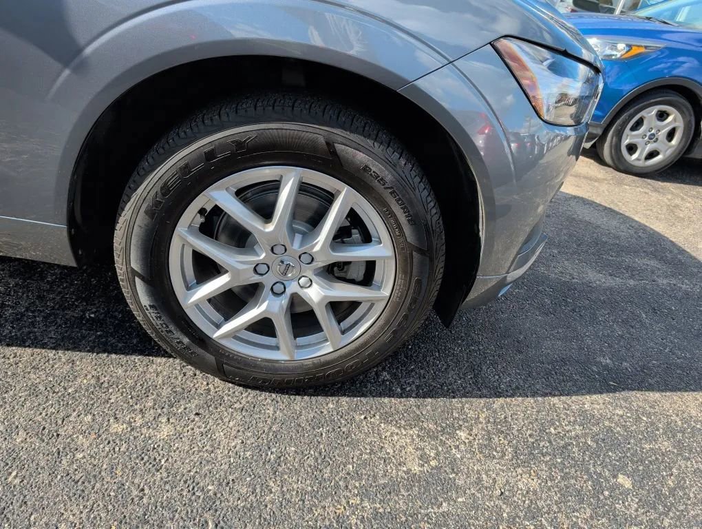 Used 2021 Volvo XC60 T5 Momentum image 29