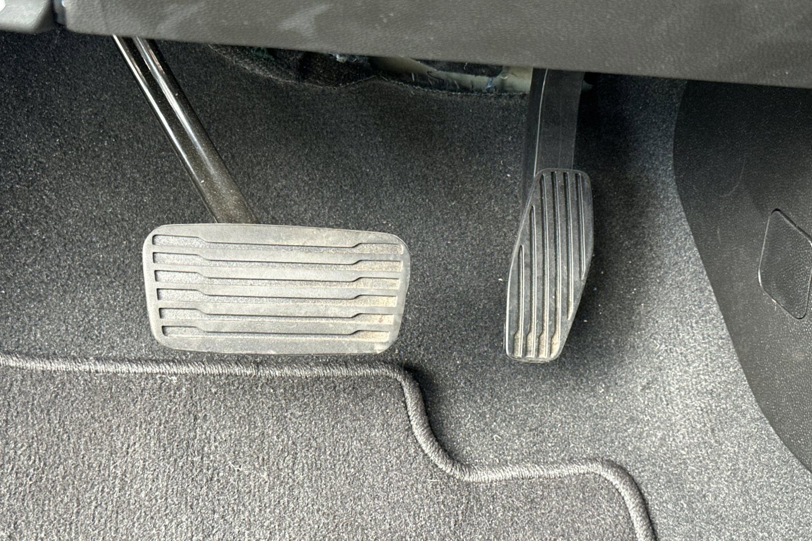 Used 2022 Chevrolet Tahoe Z71 w/ Z71 Off-Road Package AWD/4WD image 44