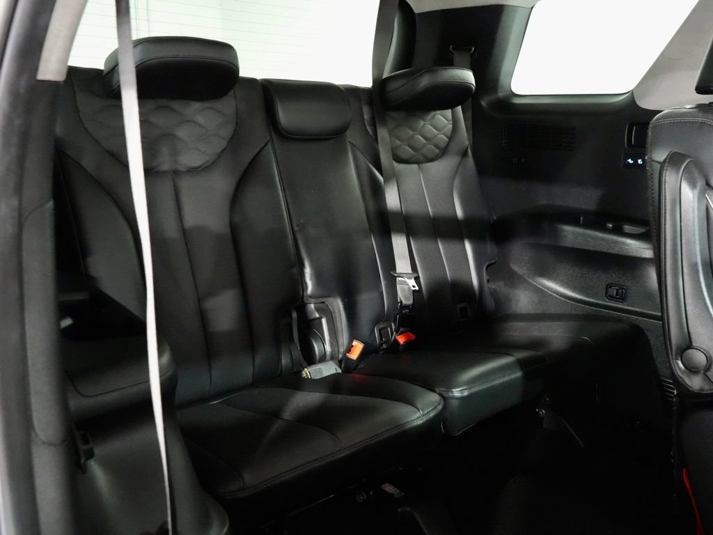 Used 2021 Hyundai Palisade Limited image 31