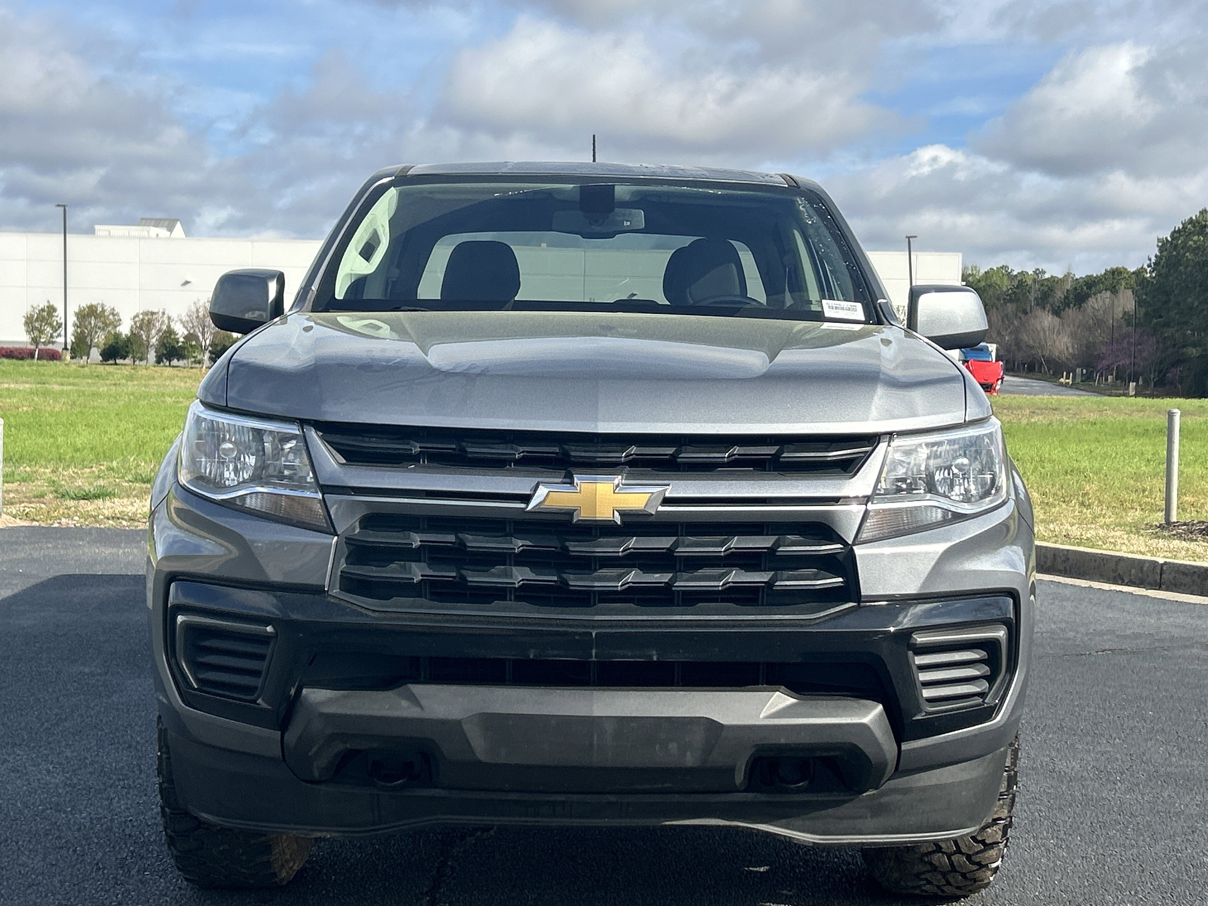 Used 2021 Chevrolet Colorado LT image 3