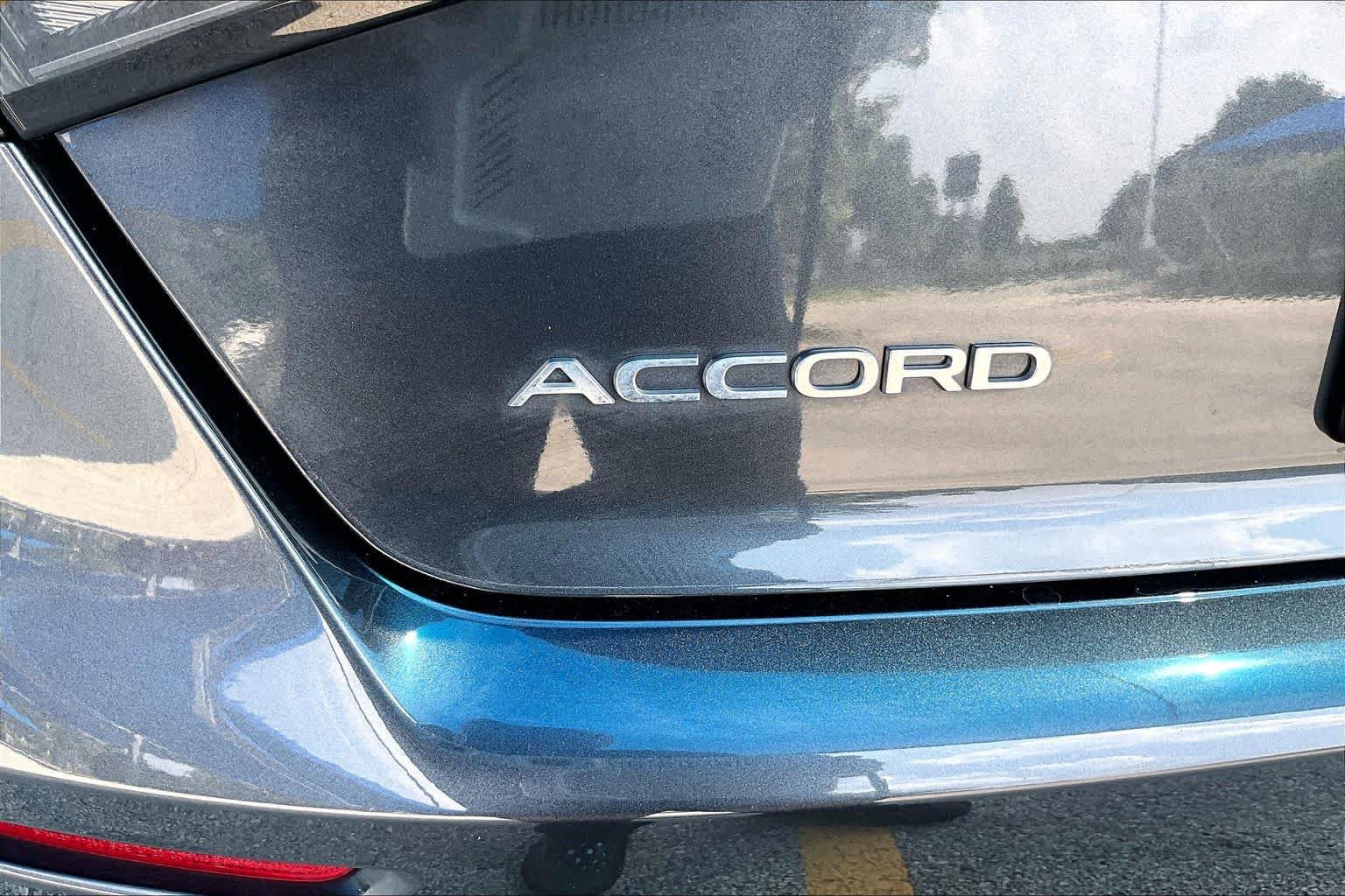 Used 2024 Honda Accord EX image 10