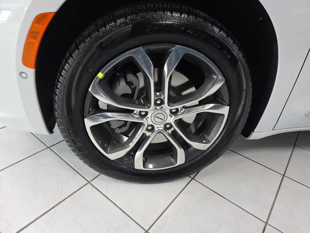 New 2026 Chrysler Pacifica Pinnacle w/ Trailer Tow Group image 4