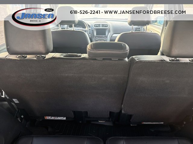 Used 2017 Ford Explorer XLT w/ Equipment Group 202A image 26