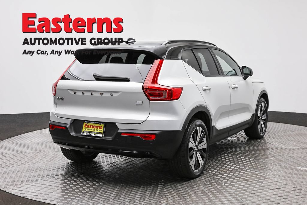 Used 2023 Volvo XC40 Recharge Plus AWD/4WD image 5