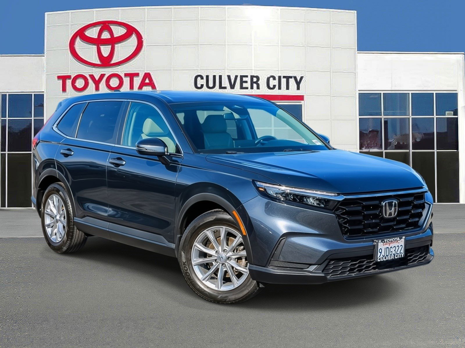 Used 2024 Honda CR-V EX image 1