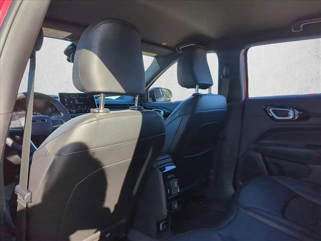 New 2026 Jeep Compass Latitude image 18