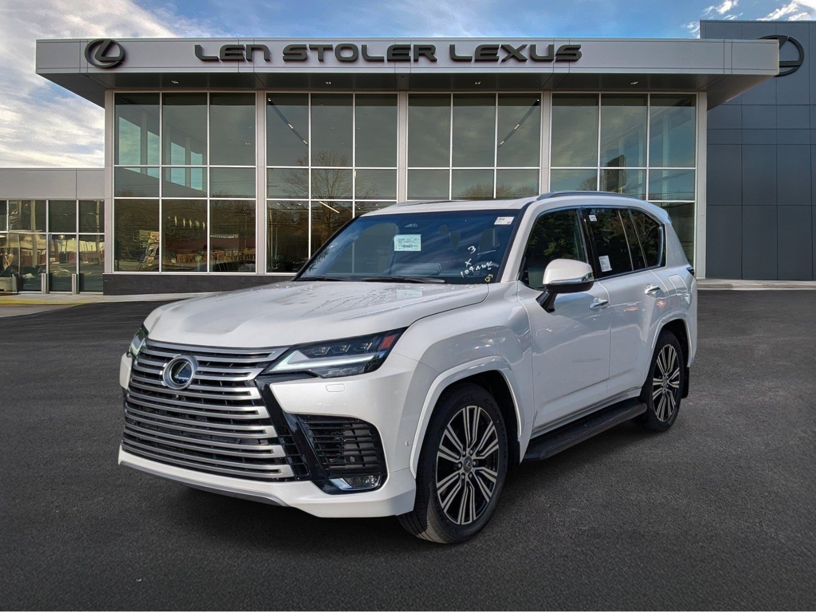 New 2026 Lexus LX 700h Luxury w/ Accessory Package (Z1) AWD/4WD image 4