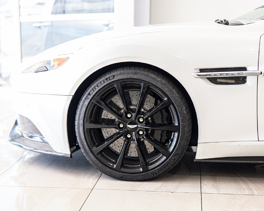 Used 2016 Aston Martin Vanquish Volante RWD image 8