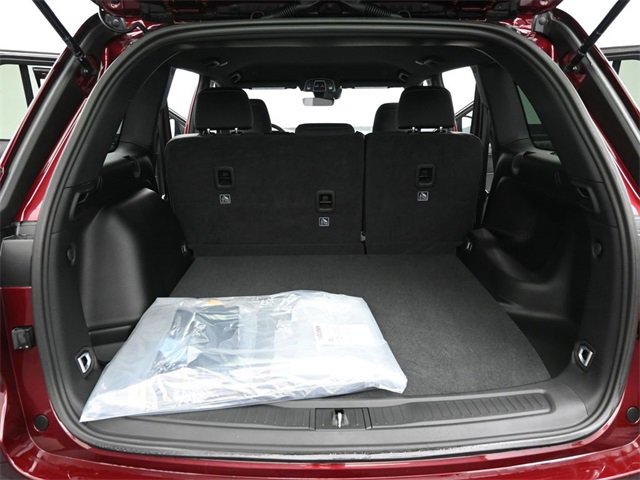 New 2025 Jeep Grand Cherokee Laredo image 23