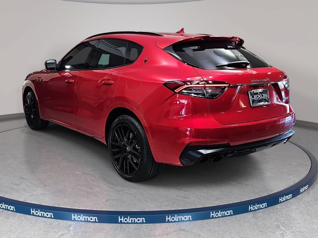 Used 2022 Maserati Levante Modena AWD/4WD image 8